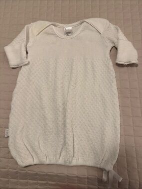 Paty newborn white gown